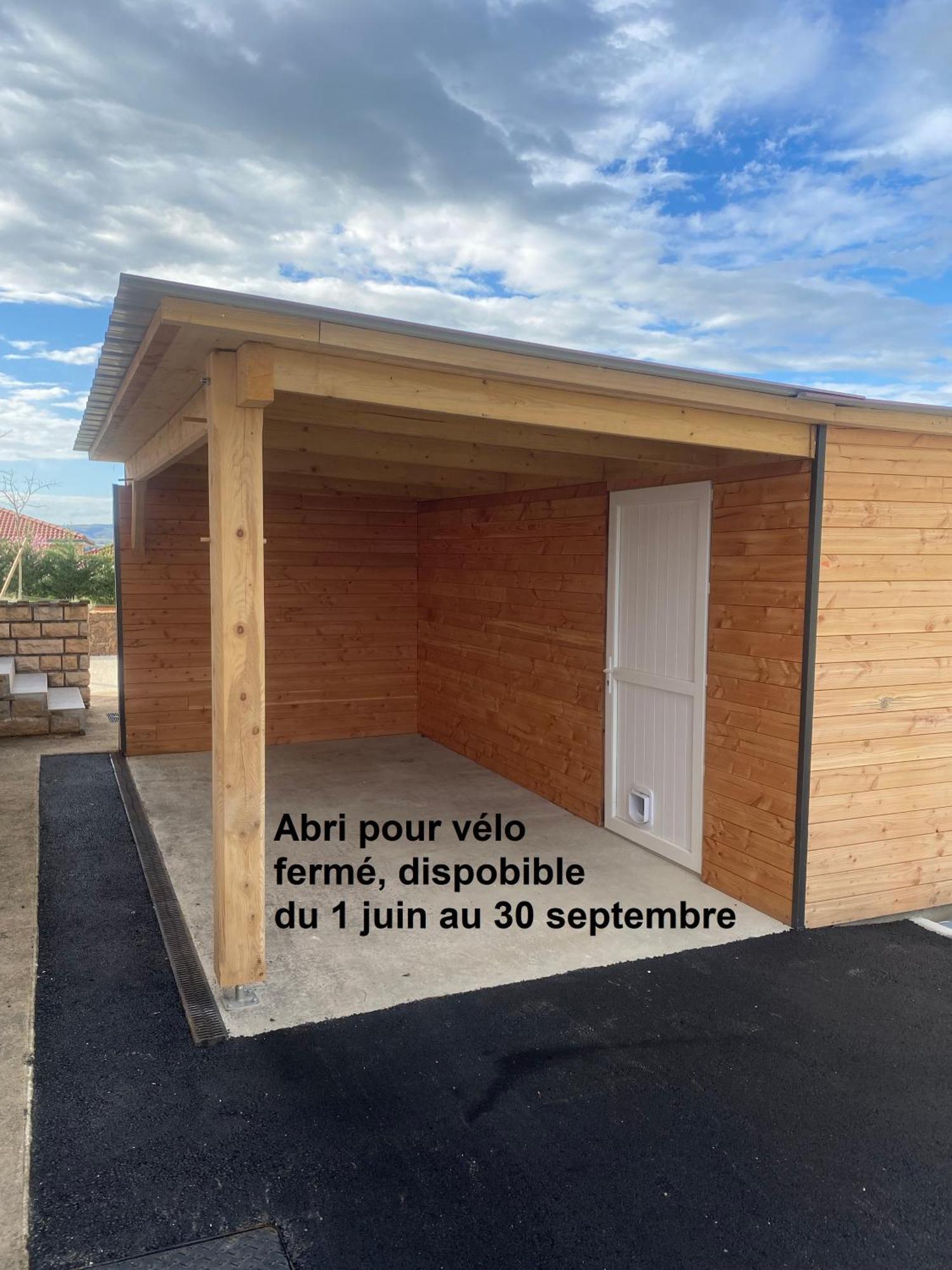 Studio Chez L'Habitant Avec Piscine Commune Grieges 외부 사진